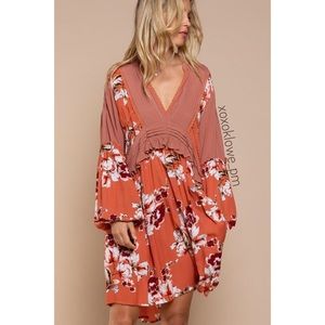 POL Orange Rust Bishop Sleeve Floral Tunic Top